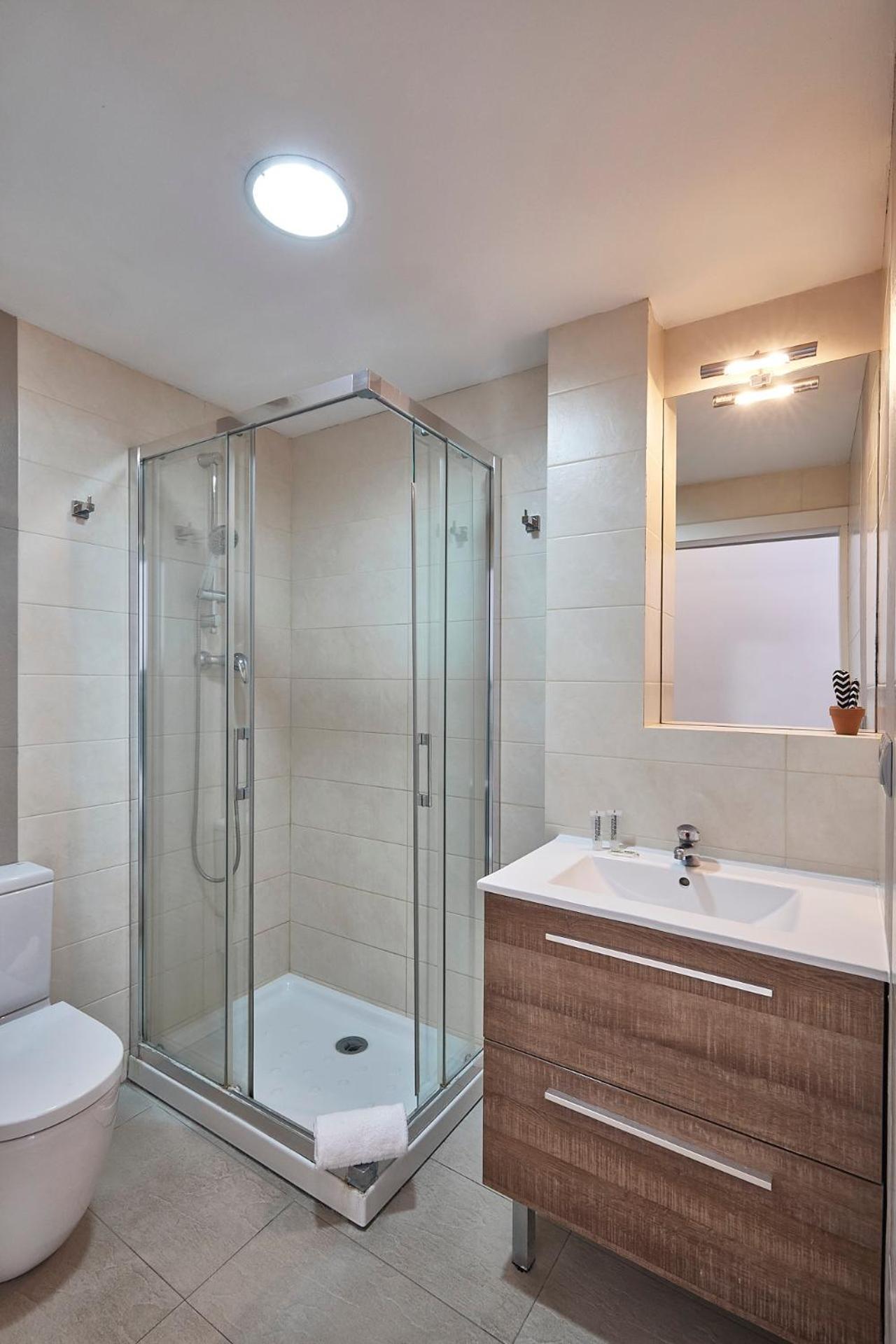 Апартаменты Bbarcelona Modern Eixample Flat Экстерьер фото