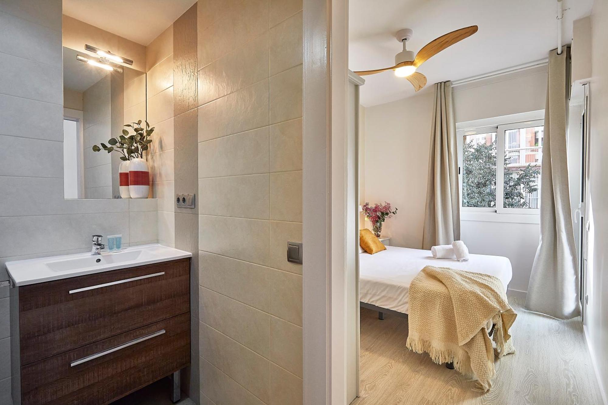 Апартаменты Bbarcelona Modern Eixample Flat Экстерьер фото